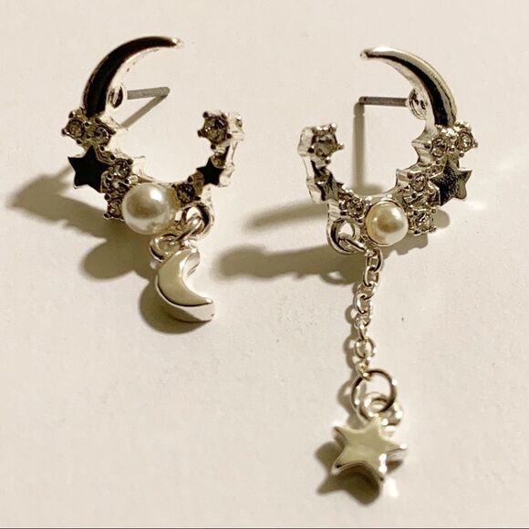 Silver Mini Crescent Moon Chain Earrings - Picture 4 of 7